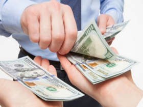 nằm mơ có người trả tiền đánh con gì